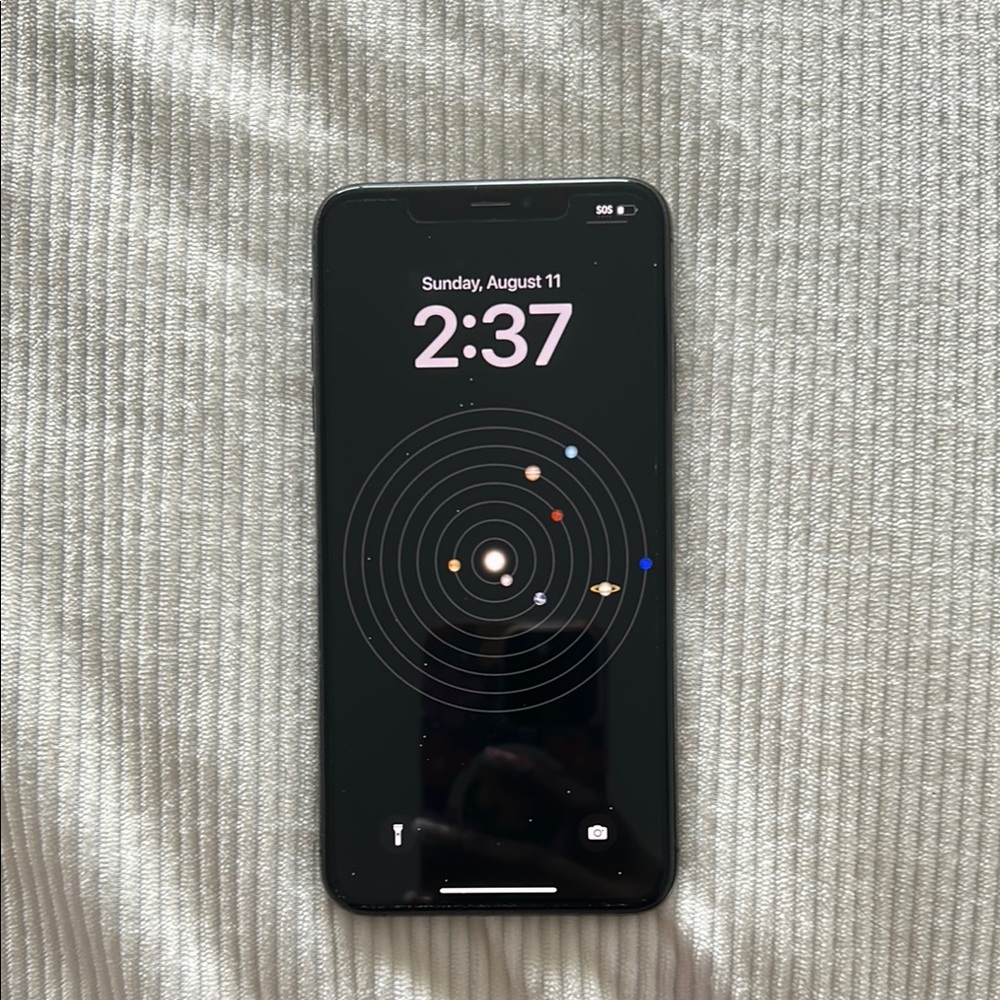 Black IPhone XS Max